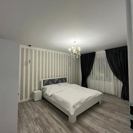 Ely Apartaments Borsa  Kültér fotó